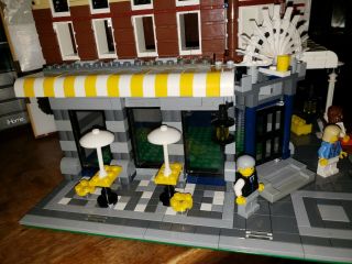 LEGO Café Corner - 10182 2