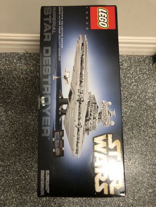 LEGO UCS Star Wars Imperial Star Destroyer 10030 Still 3