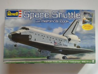 Revell 85 - 6880 1/144 Space Shuttle Model Kit W/historical Book