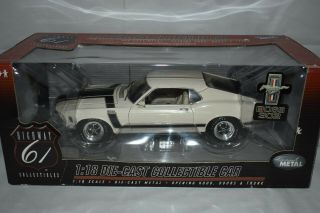 Highway 61 1:18 Diecast 1970 Ford Mustang Boss 302 50275 White