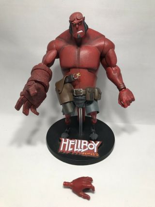 Hellboy Animated Hellboy Deluxe Action Figure Gentle Giant With Stand 2007