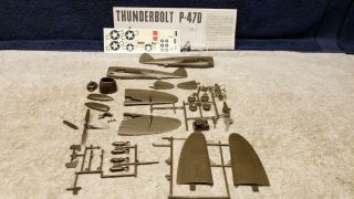 Vintage 1969 Monogram P - 47 Thunderbolt Fighter / Bomber 1/4 