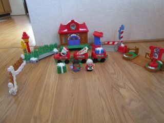 Fisher Price Little People Christmas Train With Santa And Station & More