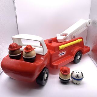 Little Tikes Red Fire Truck Engine Plus 3 Fire Fighters & 1 Dog Vintage
