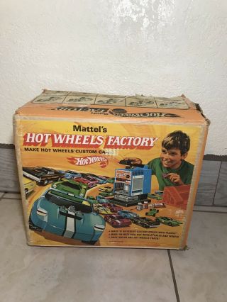 Hot Wheels Factory 1969 Make Custom Cars With Pack Of Color Plastix