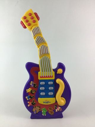 The Wiggles Wiggling Guitar Purple Musical Singing Dancing Toy Spin Master 2004