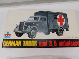 ESCI 8035 German Truck Opel 3,  6 Ambulance 1/72 Model Kit. 2