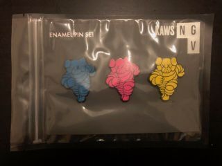 Kaws X Ngv Chum Bright Pin Set (ngv Exclusive)