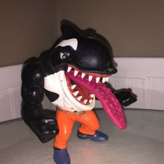 1995 Streetwise Designs Street Sharks Action Figure Moby Lick Killer Whale