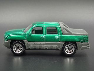 2001 - 2006 Chevy Chevrolet Avalanche Truck Rare 1:64 Scale Diecast Model Car