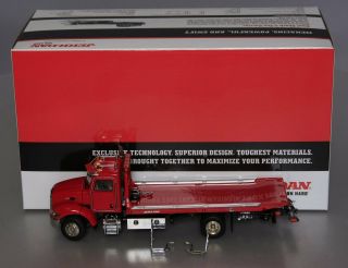 Twh Collectibles 080 - 01225 1:50 Scale Oshkosh Steel Shark 5 - Ton Carrier Ln/box