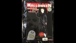 Halloween Michael Myers Figurine Statue Spencer Gifts Exclusive Rare 2001