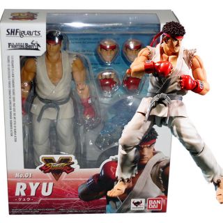 Bandai Tamashii S.  H.  Figuarts Street Fighter V No.  01 Ryu Action Figure