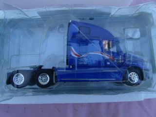 1/53 Scale Tonkin Freightliner Columbia w/ 53 ' trailer,  Sherwin - Williams Paint 2