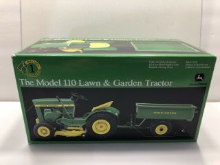 Ertl John Deere 110 Lawn Tractor & Cart 1 Lgt Precision Series Set
