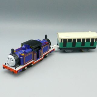 Thomas & Friends Tomy Trackmaster Mighty Mac Train Engine And Motorized Coach