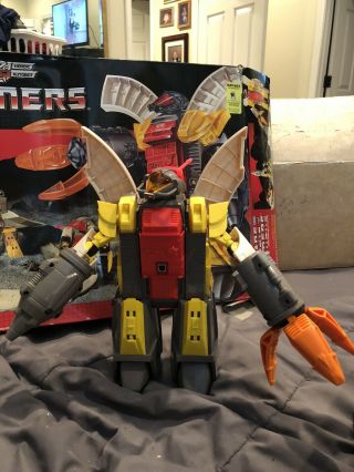 Transformers Omega Supreme Autobot Defense Base