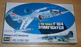 42 - 236 Revell 1/48th Scale Lockheed F - 104 Starfighter Plastic Model Kit
