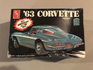 Vintage Amt 63 Corvette Stingray Street Rods Series 1:25 Model Car Kit