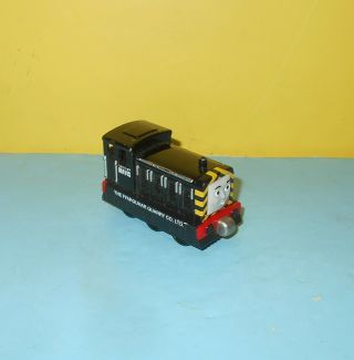 2009 Mattel Thomas & Friends Take Along N Play Mavis Diecast Train Engine