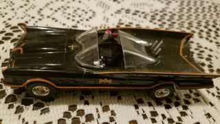 Jada Batman 1966 Batmobile 1/32 Diecast Model Car Black