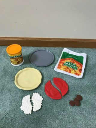 Fisher Price Fun With Food Pizza Dough Pizza Sauce Play Set Almost Complete