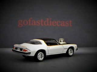 1976 76 Chevy Camaro Rally Sport White 1/64 scale collectible model 3
