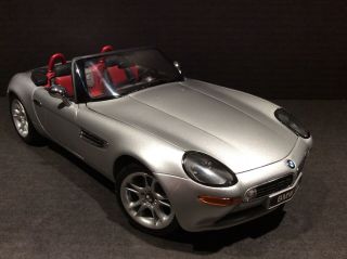 Kyosho Bmw Z8 1/18 Scale Die Cast Removable Top Display Case
