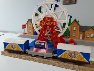 Tomy/trackmaster Thomas & Friends " Sodor Carnival Ferris Wheel & Cars "