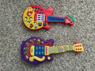 2004 Wiggles Wiggly Giggly Singing Dancing Guitar & Red Guitar