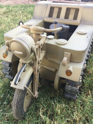 21st Century Toys Scale WWII German Kettenkrad With Trailer 2