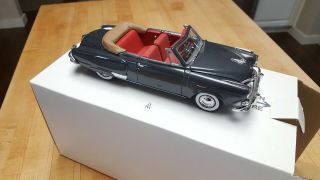 Danbury 1950 Studebaker Champion Convertible Diecast Car 1:24 Scale w/ Box 2