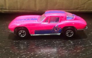 Hot Wheels ‘63 Corvette Stingray Hot Pink Split Window (1979)