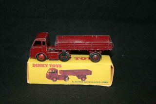 DINKY TOYS MECCANO ENGLAND YEAR 1952 NO 30W HINDLE ELECTRIC LORRY IN VG COND 2