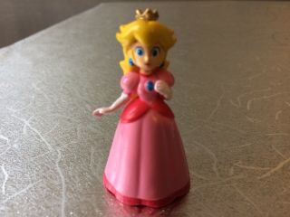 Nintendo 2 - 1/4 " Mario Series Princess Peach Figure