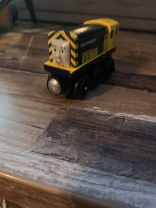 Thomas & Friends Wooden Railway Iron Arry Train Engine Car - Guc