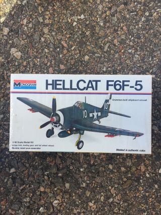 1973 Monogram Hellcat F6f - 5 1/48 Scale Model Kit Grumman U.  S.  Navy Box