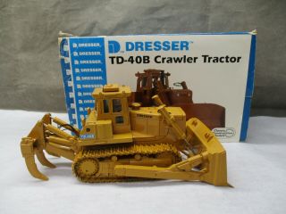 Ccm Dresser Td - 40b Track - Type Crawler Tractor With Ripper - 1:48 -