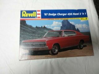 Vintage Model Kit 1967 Dodge Charger Hemi Revell Brand 1/24 Scale