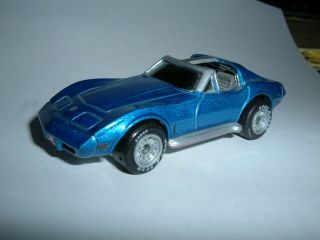 Matchbox 1976 Blue Corvette T - Top World Class Series 1:64