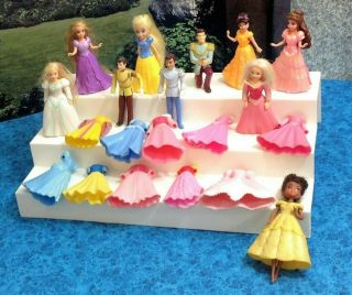 6 Disney Princess/4 Magiclip Magic Clip Dolls Figures W/ Dresses/15 Rubber Gown