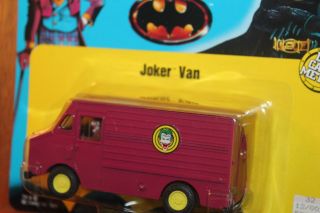 1989 Batman 1/48 Joker Van on Card Die Cast Metal Ertl 4 - 1/2 