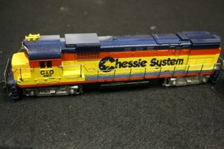 TYCO ALCO 430 DIESEL WITH MATCHING CABOOSE - CHESSIE SYSTEM NO.  250A 3