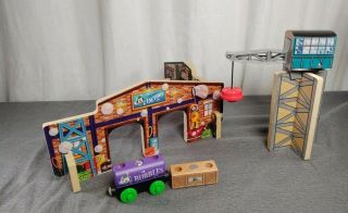 Fisher - Price Thomas & Friends Wooden Railway,  Creative Junction Slot & Build