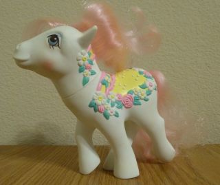 Vintage G1 My Little Pony Merry Go Round Carousel Flower Bouquet - Owner