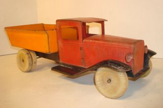 Vintage Wyandotte Girard Duelly Dump Truck Wood Wheels Red &orange