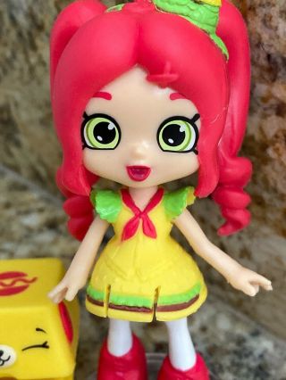 Shopkins Happy Places Chelsea Cheeseburger Doll Complete W Stand & Accessories