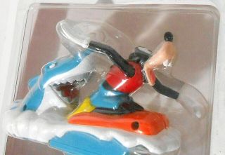 Disney Goofy Shark Attack Wind - Up Action Toy - Never Opened Item 28212002
