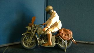 Gi Joe Hasbro 1998 Us Army Courier With Wla Harley Davidson Motorcycle - Nonprofit