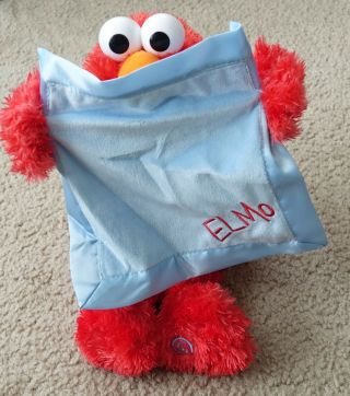 Gund Sesame Street Peek A Boo Elmo Animated 15 " Plush Talking/moving Toy